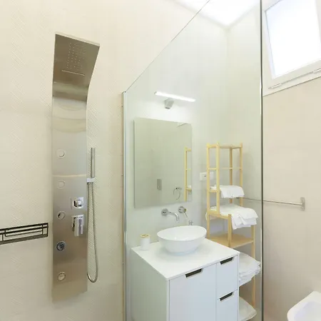 Sea بيت ضيافة بروسيدا