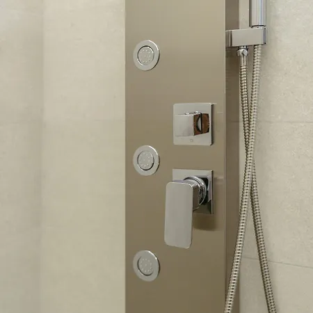 Sea بيت ضيافة بروسيدا