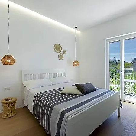 Sea 3* Procida